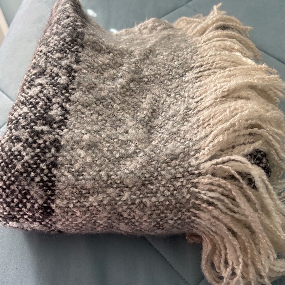 American Eagle Outfitters Textured Gray and Cream Throw